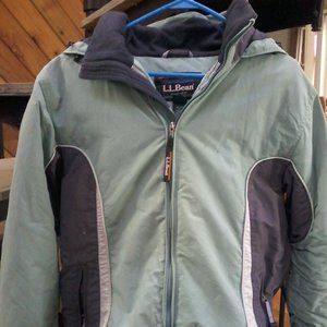 LL Bean women's Jacket with hood  Regular Large